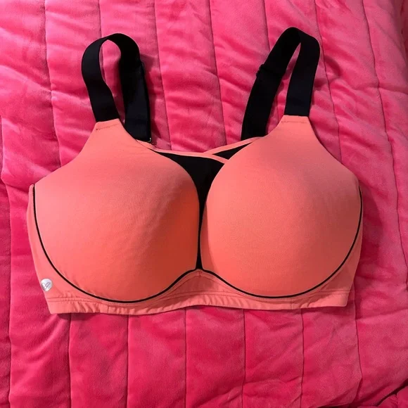 Livi Active Molded No Wire Peach Sports Bra Size 40F - Picture 2 of 8